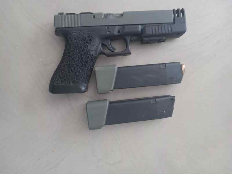 Glock 21.3