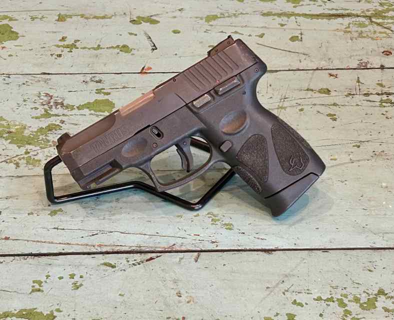 Taurus G2c 9mm