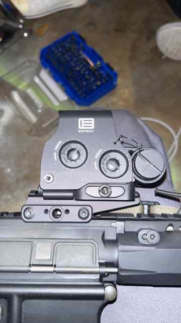 Selling eotech with riser