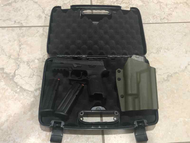 NiB P320 Compact &amp; Holster