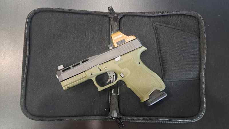 PSA Dagger (Glock 19 clone) with Holosun 407