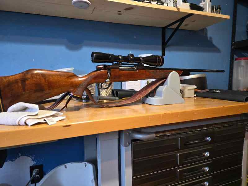  Weatherby mark v deluxe 7mm Weatherby mag