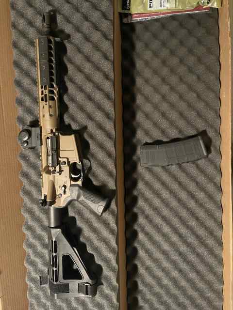 Lwrc Di M61C with 10.5 upper custom