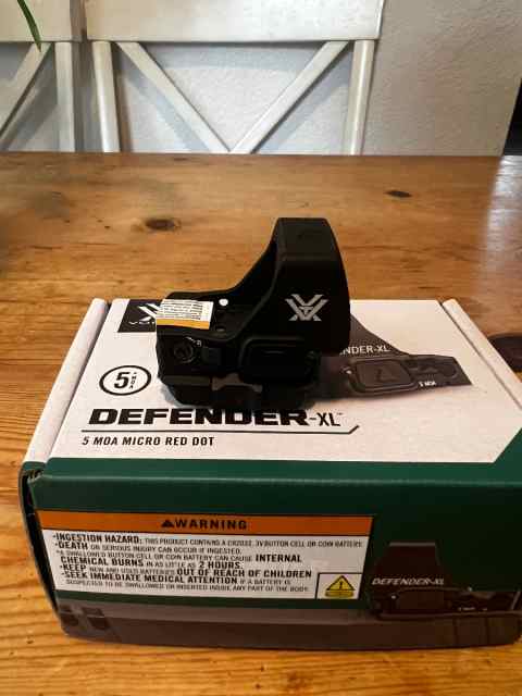 Vortex Defender XL 5 moa Red Dot