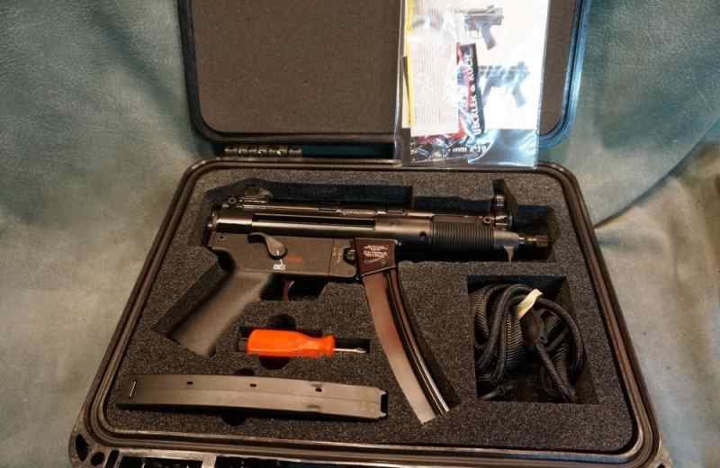 H+K SP5K PDW 9mm new in the case