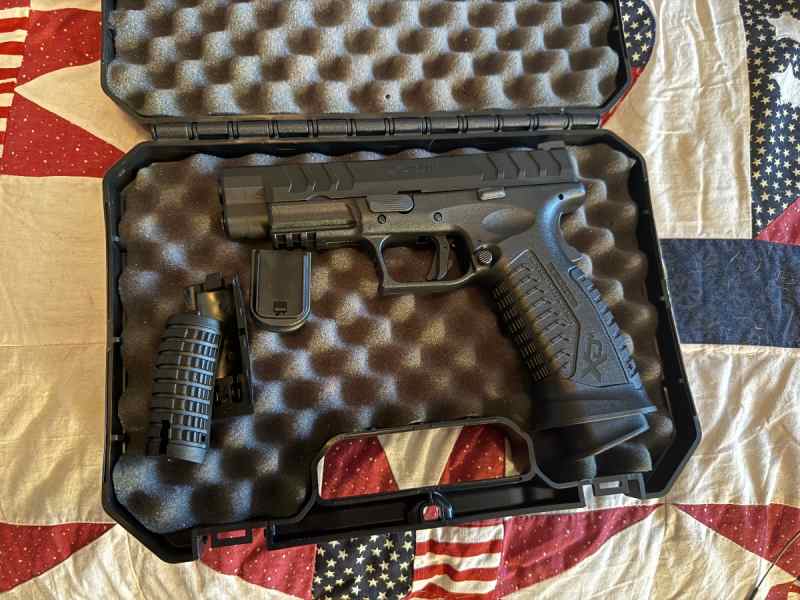 XDm Elite 9mm 