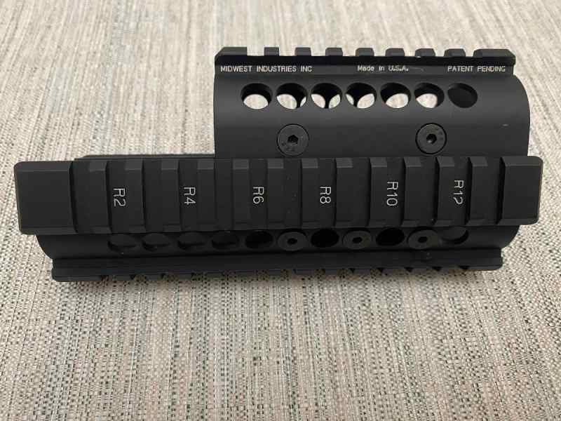 AK Handguard Midwest Industries 