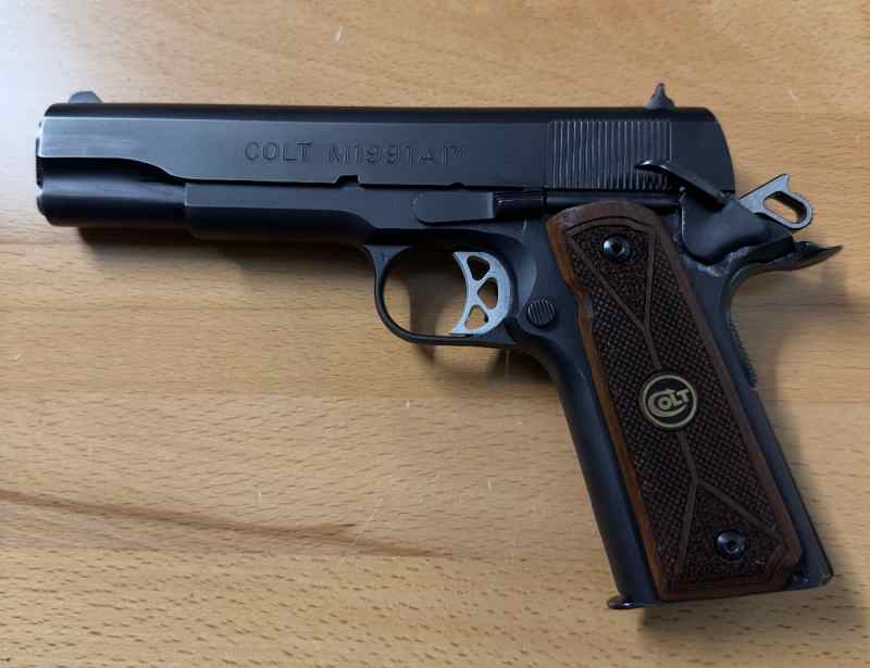 COLT 1991a1 45ACP