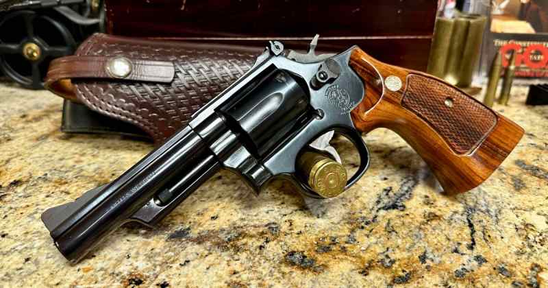 Smith &amp; Wesson 19-6