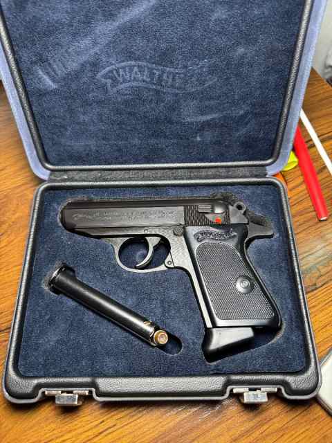 Walther PPK like new 