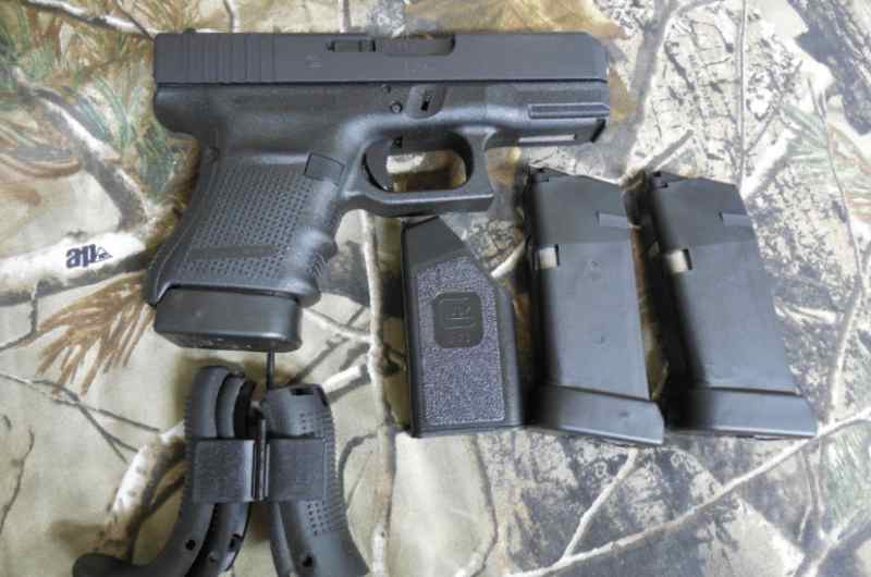 GLOCK G-30S, COMPACT GENERATION 4, 45 ACP.