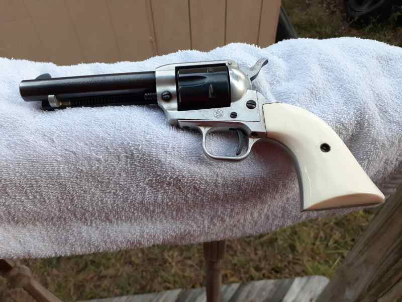 1958 Colt Frontier Scout 2 grips 