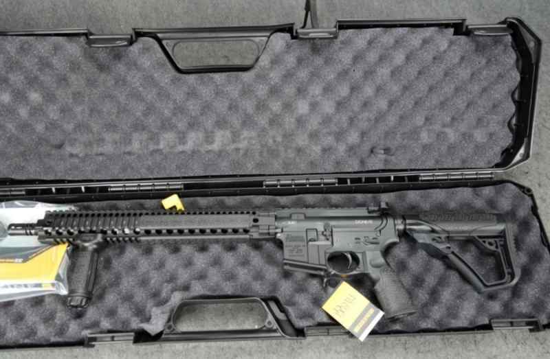 Daniel Defense DDM4 V9 5.56 NATO 16&quot;