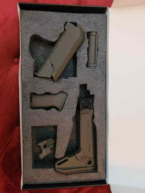 Magpul Zhukov / MOEkov Furniture Set, OD Green