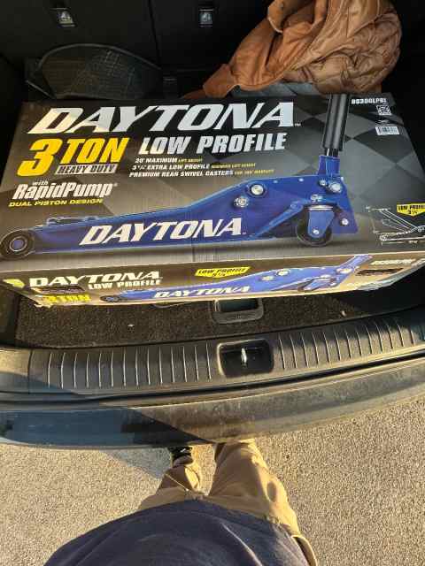 daytona floor jack