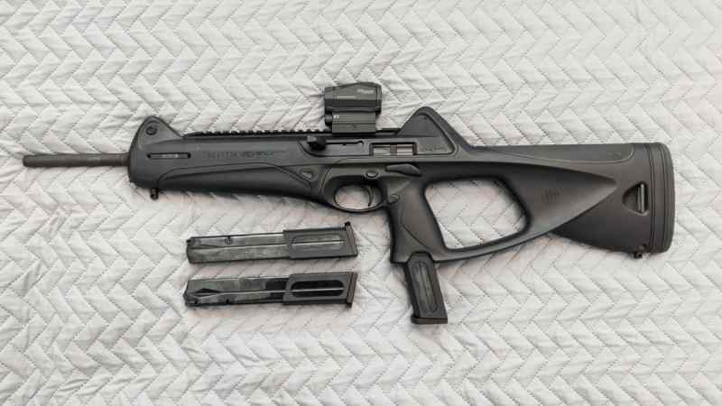 Beretta CX4 Storm w/3 ext mags