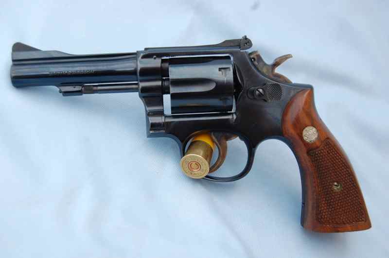 Smith &amp; Wesson Model 15-2