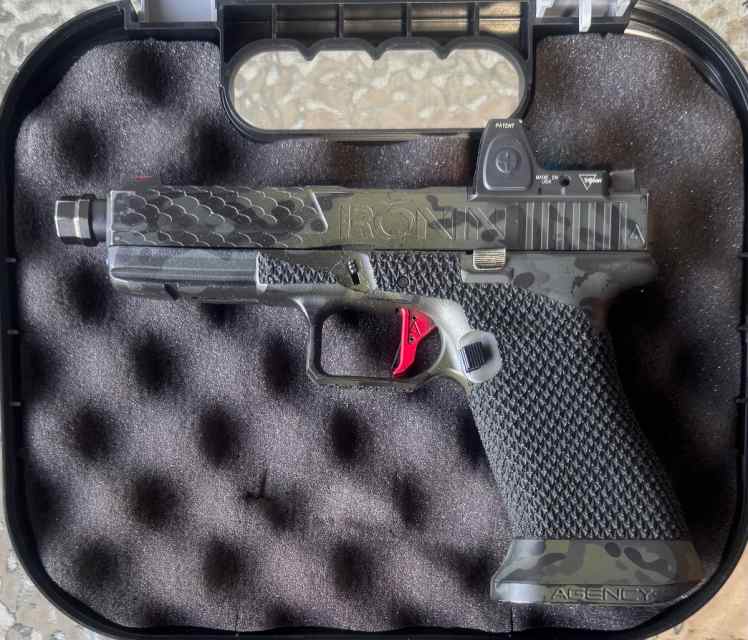 Agency Arms Ronin with/wo Trijicon RMR