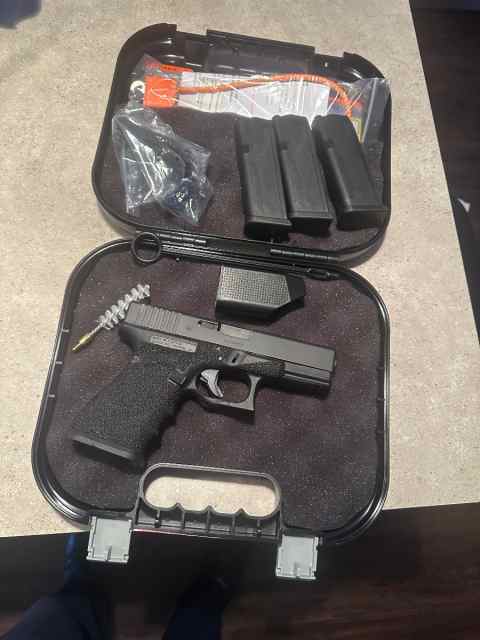 GLOCK 32 Gen4 - Like New 