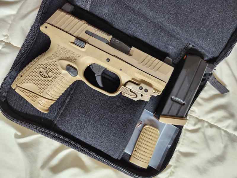 FNH FN 509 COMPACT MRD FDE 9mm,With Crimson Trace 