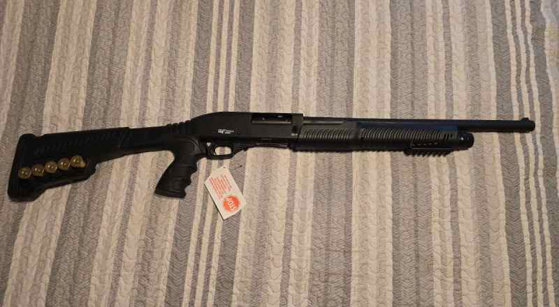 Tactical 12 gauge shotgun (new) 