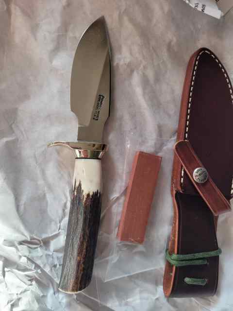 Randall Alaskan skinner model 11-4