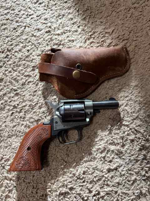 FS - Heritage Arms Barkeep 22 LR revolver