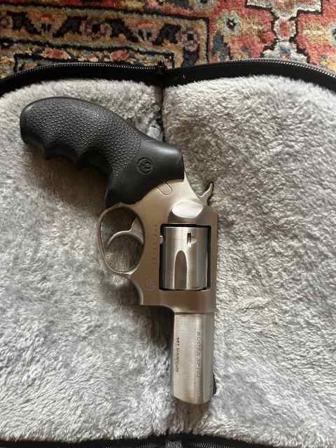 Ruger SP101 .357 3”