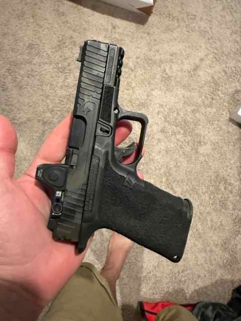 Triarc oz9 compact carry like new Glock 19