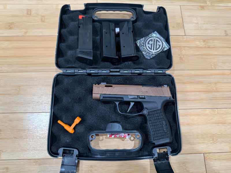 Sig Sauer P365 Snakebite Spectre Comp