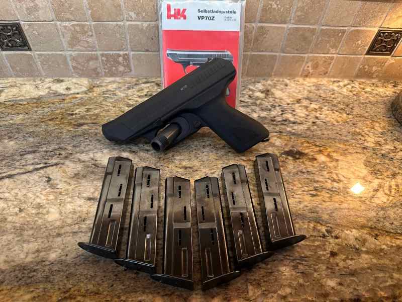 Hk VP70z wIth 6 factory mags